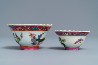 Une collection de tasses et soucoupes et un vase en porcelaine de Chine pour le march&eacute; Peranakan ou Straits, 19&egrave;me