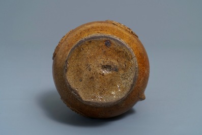 Une cruche armori&eacute;e et monogramm&eacute;e CR en gr&egrave;s de Bouffioulx, Belgique, 16/17&egrave;me
