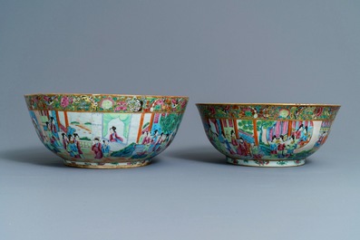 Four Chinese Canton famille rose, Imari-style and blue and white bowls, 18/19th C.