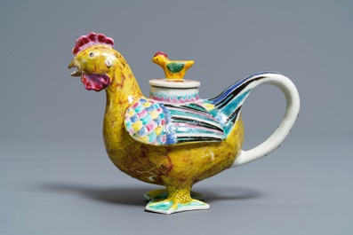 A Chinese famille rose cockerel wine pot and cover, Qianlong