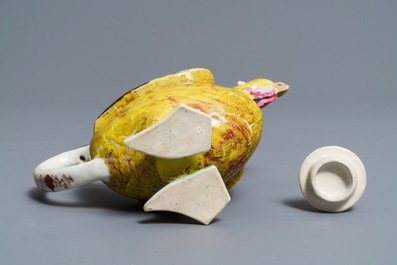A Chinese famille rose cockerel wine pot and cover, Qianlong