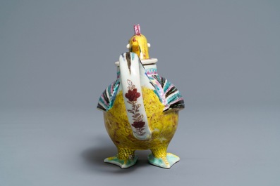 A Chinese famille rose cockerel wine pot and cover, Qianlong