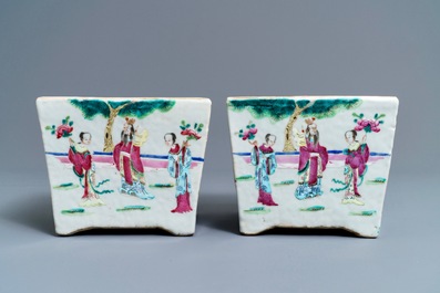 A pair of Chinese famille rose jardini&egrave;res and two celadon bowls, 19th C.