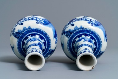 A pair of Dutch Delft blue and white chinoiserie bottle vases, 1st half 18th C.