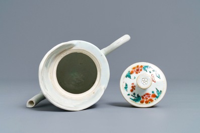 Een Chinese famille rose 'duomuhu' kan, Qianlong