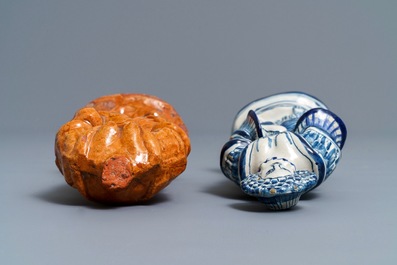 A Frisian Delftware blue and white model of a lady and an earthenware fragment, Harlingen, ca. 1775
