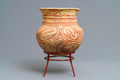 Three Ban Chiang culture pottery jars, Thailand, 600 - 300 b.C.