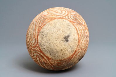Three Ban Chiang culture pottery jars, Thailand, 600 - 300 b.C.