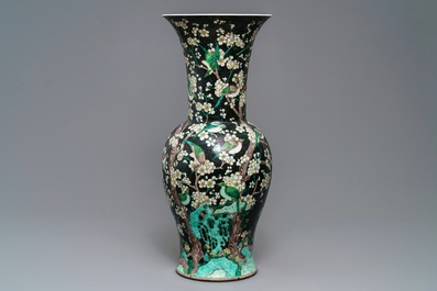 Two tall Chinese famille noire yenyen vases, Chenghua and Kangxi mark, 19/20th C.