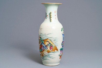 A Chinese famille rose two-sided design vase, 19/20th C.