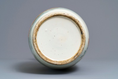A Chinese famille rose two-sided design vase, 19/20th C.