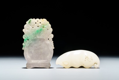 Six Chinese white and celadon jade carvings, 19/20th C.