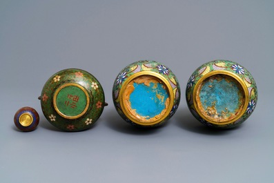 Four Chinese cloisonn&eacute; vases, 19/20th C.