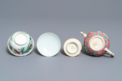 A Chinese famille rose covered bowl and a teapot, Yongzheng