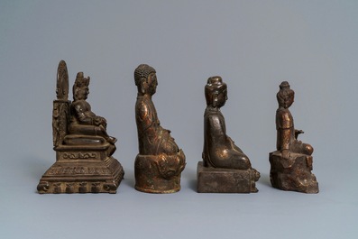 Quatre figures de Bouddha en bronze, Chine, Japon et Cor&eacute;e, 18/19&egrave;me