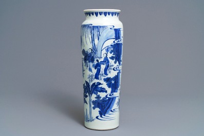 A fine Chinese blue and white sleeve vase with figural design all-round, Transitional period