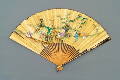 Five Chinese painted paper, wood and lacquer fans, Canton, 19th C.