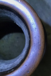 Deux vases en bronze, Chine, 19&egrave;me