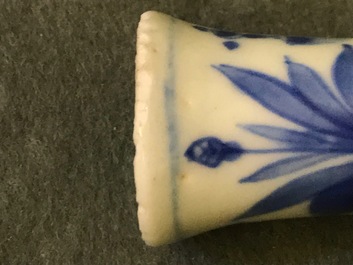 A Chinese blue and white double gourd vase, Transitional period