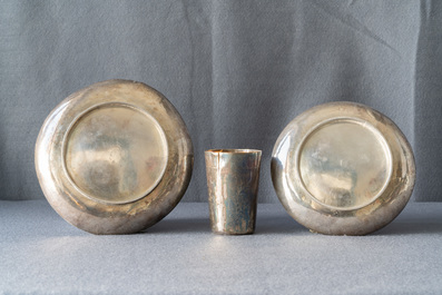 A pair of Chinese cloisonn&eacute; bottle vases, two silver saucers and a silver cup, 19/20th C.