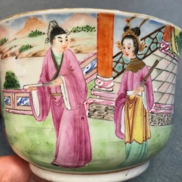 Une paire de tasses et soucoupes en porcelaine de Chine famille rose de Canton, dat&eacute;es 1831