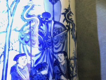 A fine Chinese blue and white sleeve vase with figural design all-round, Transitional period