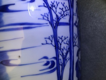 A fine Chinese blue and white sleeve vase with figural design all-round, Transitional period