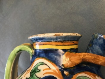 Une chevrette en majolique italienne, Montelupo, 17&egrave;me