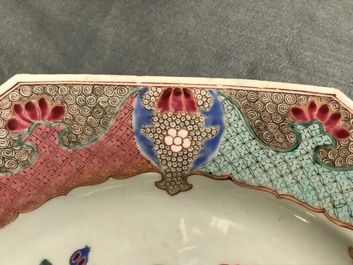 A large octagonal Chinese famille rose charger with a goose, Yongzheng/Qianlong