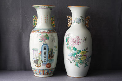 Twee Chinese famille rose vazen met tweezijdig decor, 19/20e eeuw