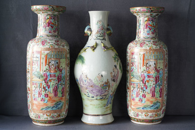 Drie Chinese Canton famille rose vazen, 19e eeuw