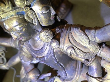 Une figure d'Ushnishavijaya en bronze dor&eacute; incrust&eacute;, Sino-Tibet, 18&egrave;me