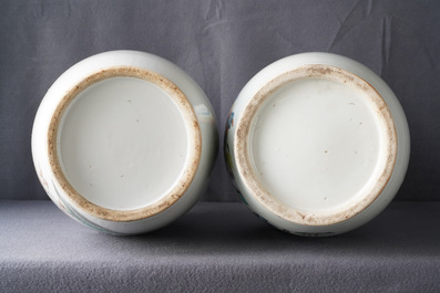 Two Chinese famille rose vases with playing boys, 19/20th C.