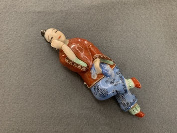 Seize tabati&egrave;res en porcelaine de Chine, 19/20&egrave;me