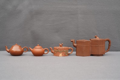 Quatre th&eacute;i&egrave;res en gr&egrave;s de Yixing, Chine, 19/20&egrave;me