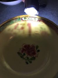 Une collection vari&eacute;e en porcelaine de Chine famille rose et grisaille, Yongzheng/Qianlong