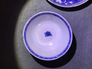 Une collection vari&eacute;e en porcelaine de Chine famille rose et grisaille, Yongzheng/Qianlong