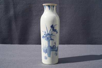 A Chinese blue and white sleeve vase with flowervases, Hatcher cargo, Transitional period