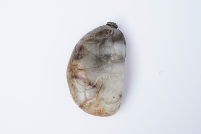 A Chinese greyish-white and russet jade snuff bottle, 19/20th C.