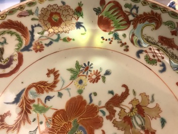 Two Chinese famille rose 'Pompadour' dishes, Qianlong