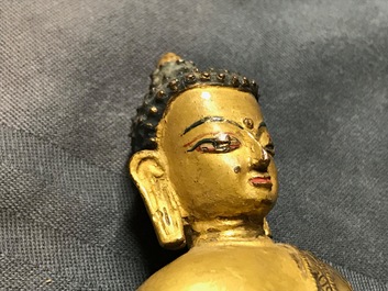 Une figure de Bouddha Vajrasana en bronze dor&eacute;, Tibet, 15/16&egrave;me