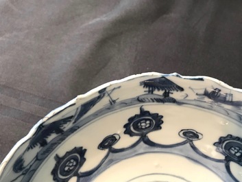 Une paire de bols en porcelaine de Chine bleu et blanc, Wanli