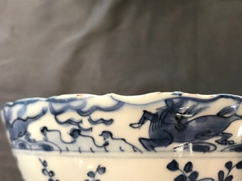 Une paire de bols en porcelaine de Chine bleu et blanc, Wanli