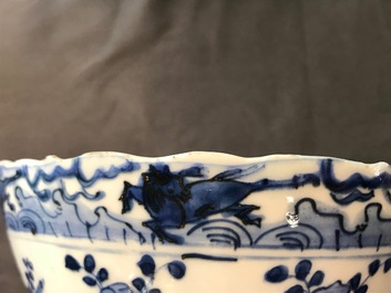 Une paire de bols en porcelaine de Chine bleu et blanc, Wanli