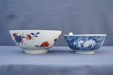 Four Chinese Canton famille rose, Imari-style and blue and white bowls, 18/19th C.