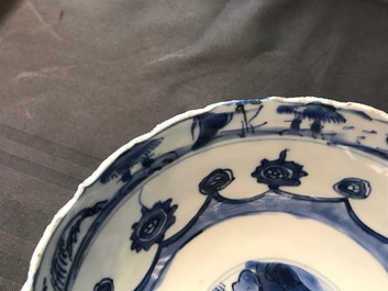 Une paire de bols en porcelaine de Chine bleu et blanc, Wanli