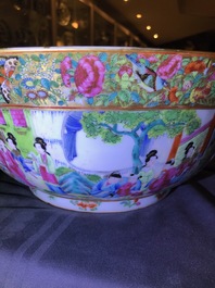 Four Chinese Canton famille rose, Imari-style and blue and white bowls, 18/19th C.