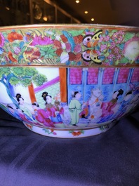 Four Chinese Canton famille rose, Imari-style and blue and white bowls, 18/19th C.