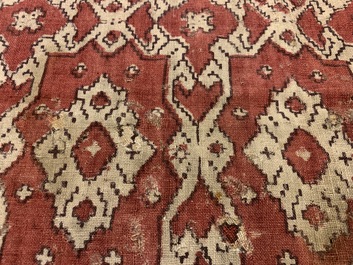 Un sari rituel en ikat patola pour l'Indon&eacute;sie aux tampons de la Compagnie des Indes, Gujarat, Inde, 17&egrave;me