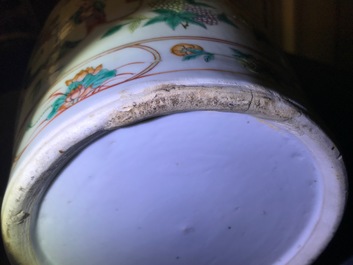 A pair of fine Chinese famille rose vases, 19th C.